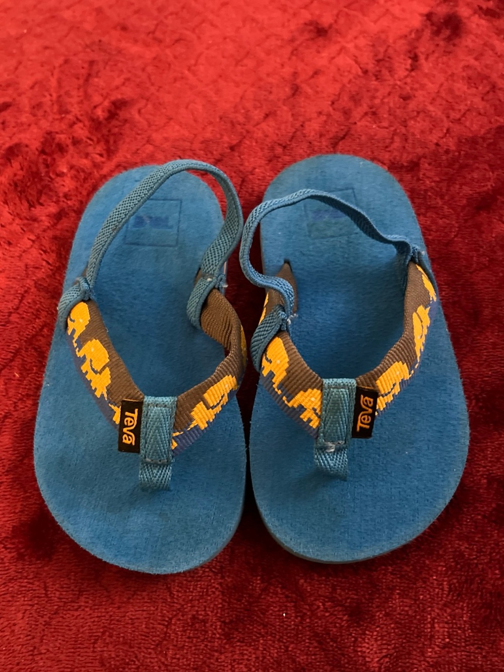 Teva toddler sandals with elephants back strap size 7